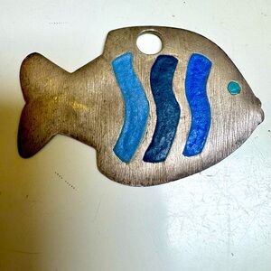 Agatha Paris rare vintage MCM 1960-70’s silver fish PENDANT blue enamel detail